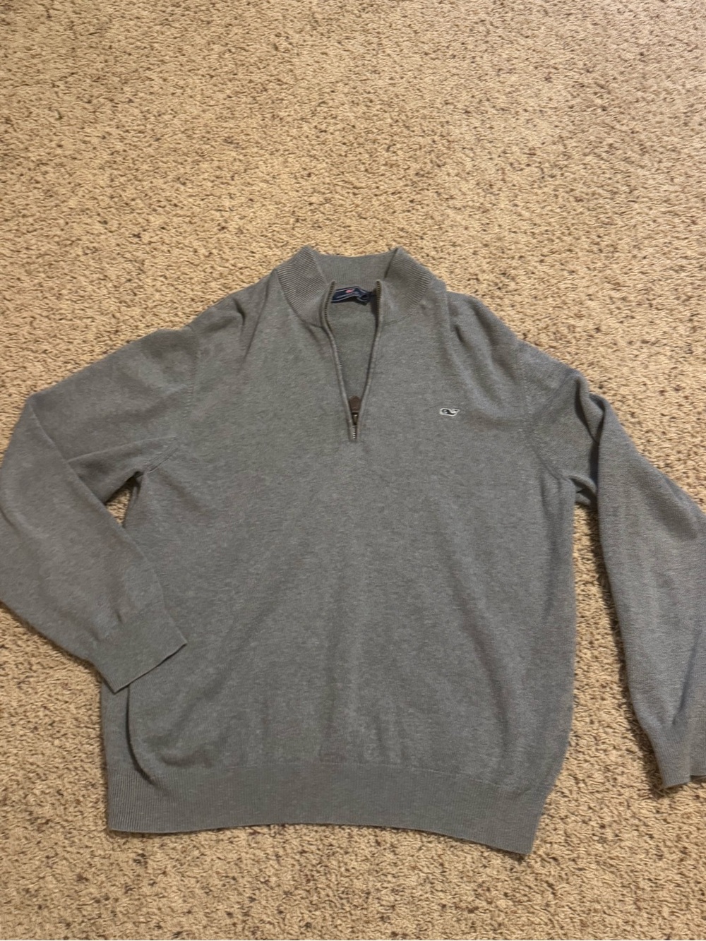 Vineyard Vines grey quarter zip size large